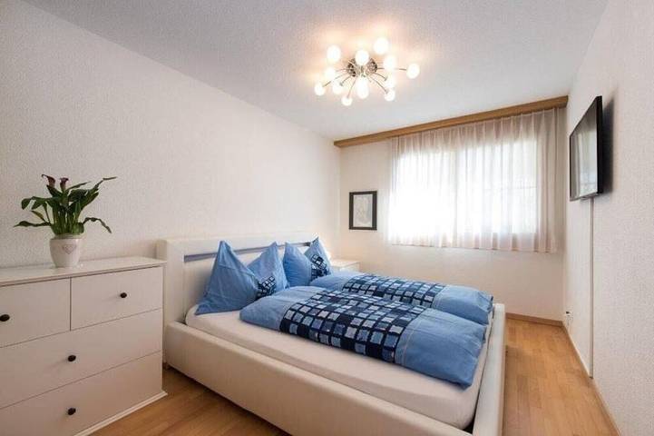 Ferienhaus für 6 Personen, mit Whirlpool und Terrasse in der Schweiz - 2