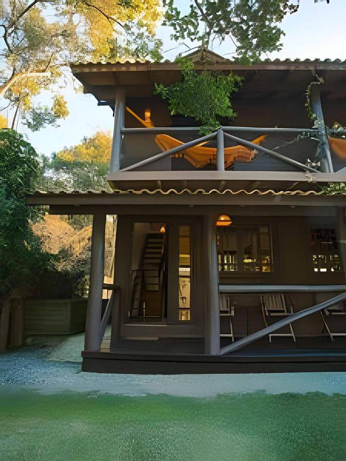 Casas e apartamentos de temporada para 4 pessoas, com jardim, adaptado a crianças em Palhoça