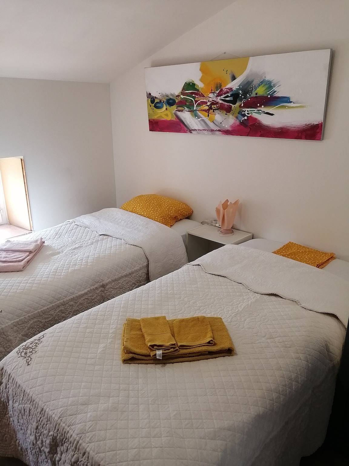 Geheel appartement, Appartement 'La Clef' met balkon in Saint-Julien-Molin-Molette, Pilat Regionaal Natuurpark