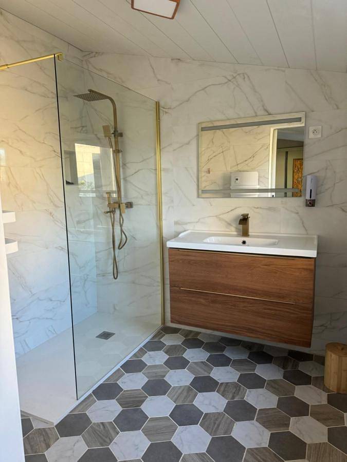 Gîte pour 2 personnes, avec Terrasse et Jardin à Luc-sur-Mer - 4