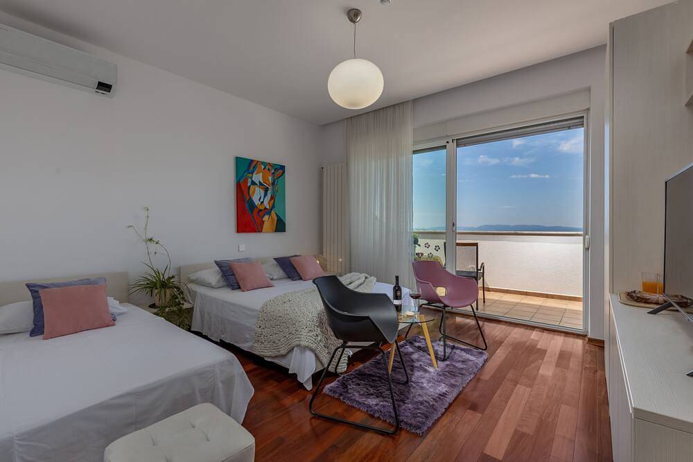 Terra Magica Room with parking, balcony and sea view in Condado de Primorje-Gorski Kotar