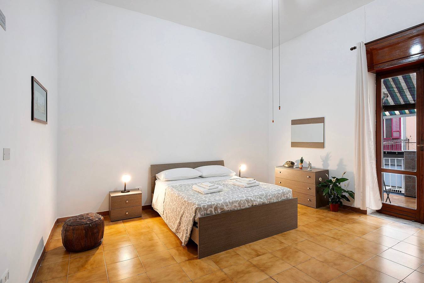 Appartamento intero, Appartamento per vacanze "La Casa Di Gennaro - Napoli" con terrazza privata in Napoli, Napoli e dintorni