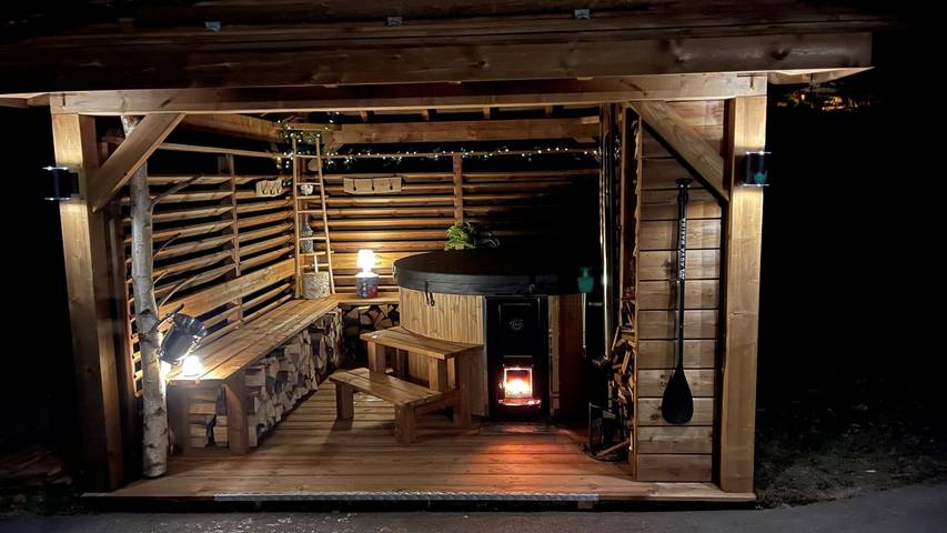 Gîte pour 4 personnes, avec Jacuzzi et Terrasse dans Lac de Longemer