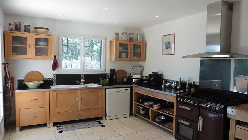 Location de vacances pour 3 personnes, avec jardin et piscine à Villes-sur-Auzon - 4