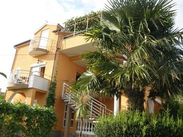Ferienwohnung für 5 Personen, mit Balkon in Vodice