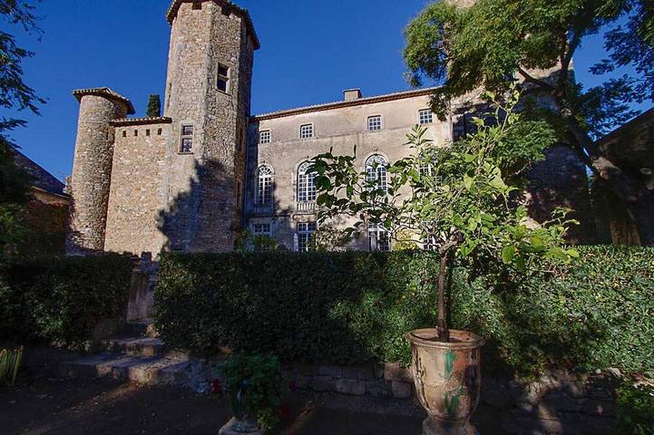 Château pour 18 personnes, avec jardin dans l' Hérault - 2
