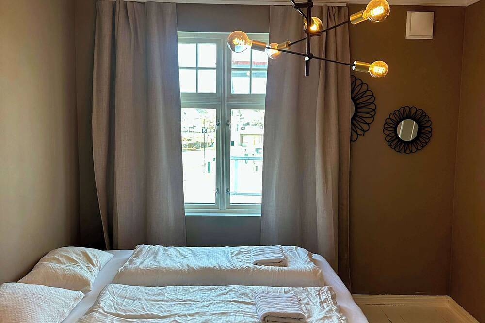 4-Bedroom Apartment w/ Free Parking in Haugesund