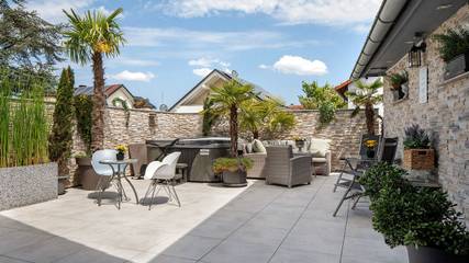 Ferienwohnung für 2 Personen, mit Terrasse und Balkon/Terrasse in Rhein (Deutschland)