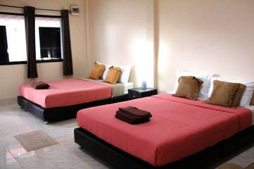 Gîte pour 2 personnes, avec jardin dans Nai Yang Beach