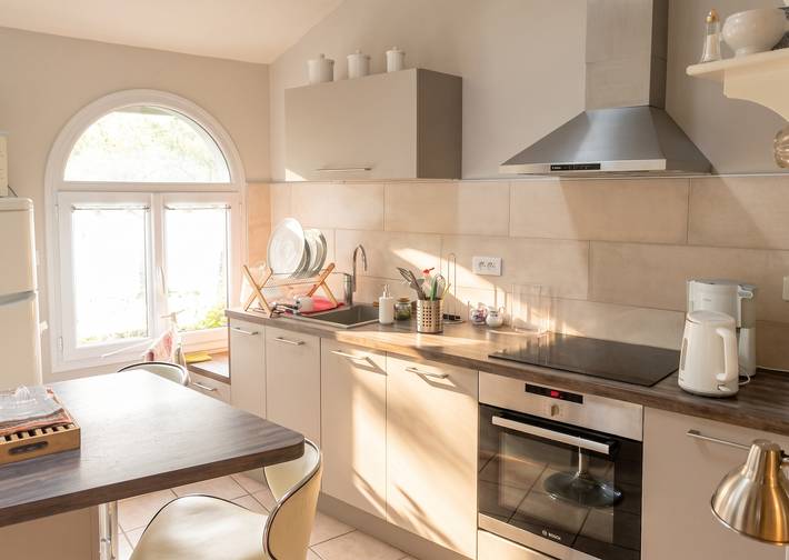 Charming House in Sisteron with Terrace and Garden in Sisteron, Forcalquier region