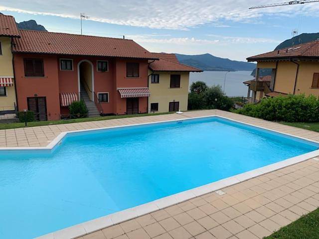 Villa Mirella: Casa vista lago con piscina in Gemeinde Solto Collina, Iseosee