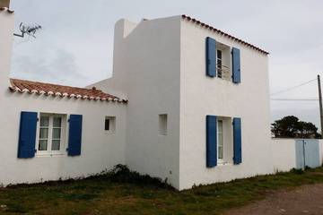Gîte pour 4 personnes, avec jardin dans Port Joinville