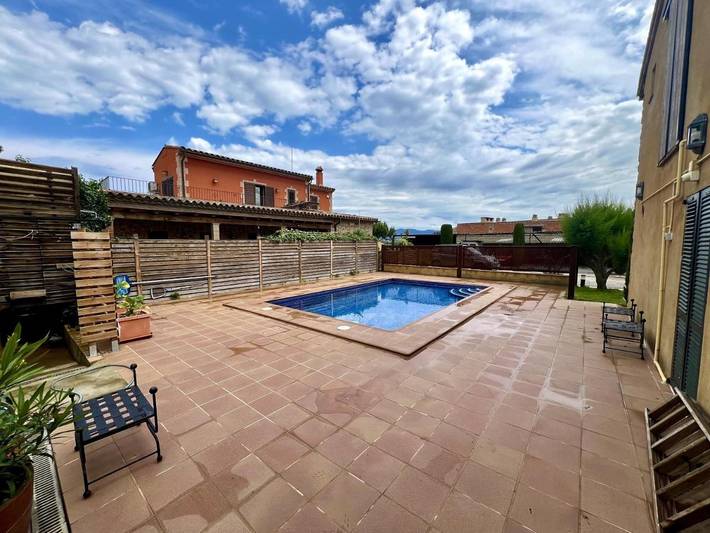 Location de vacances pour 11 personnes, avec jardin à Peralada - 3