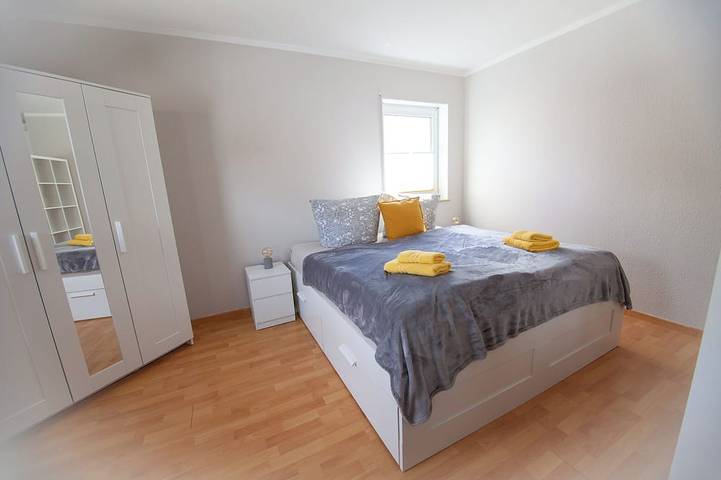 Ferienwohnung für 3 Personen, mit Balkon in Leuben - 2