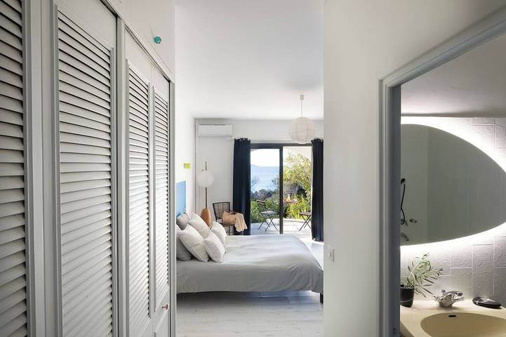 Location de vacances pour 16 personnes, avec jacuzzi dans Plage du Ruppione - 3