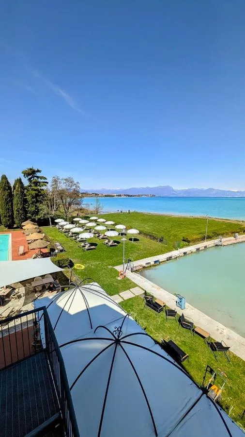 Hotel para 2 personas, con piscina y jardín además de jacuzzi y sauna, Se admiten mascotas - 1