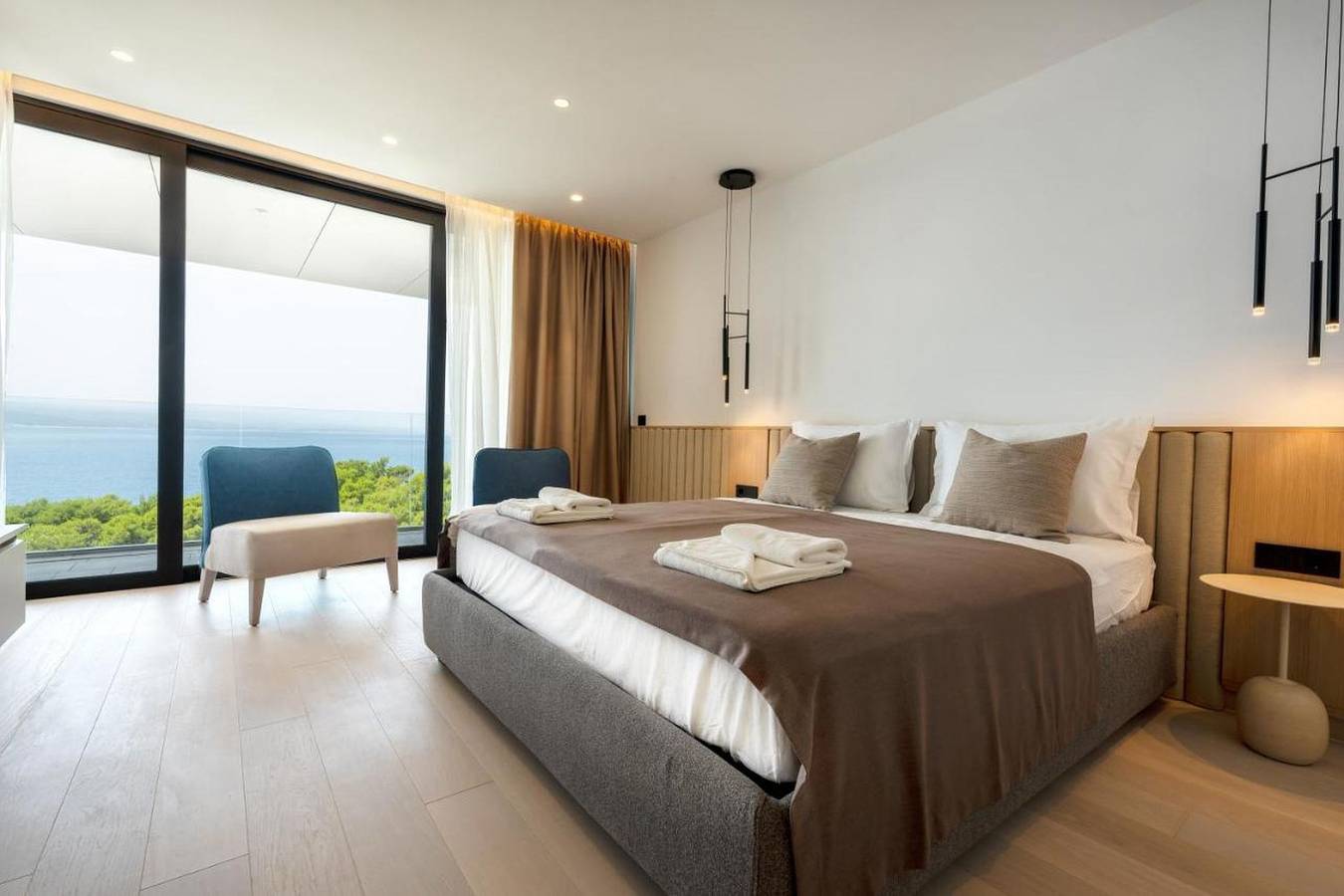 Luxury Villa Diamond Brela 1 with Heated Pool, Gym in Baska Voda, Makarska Riviera