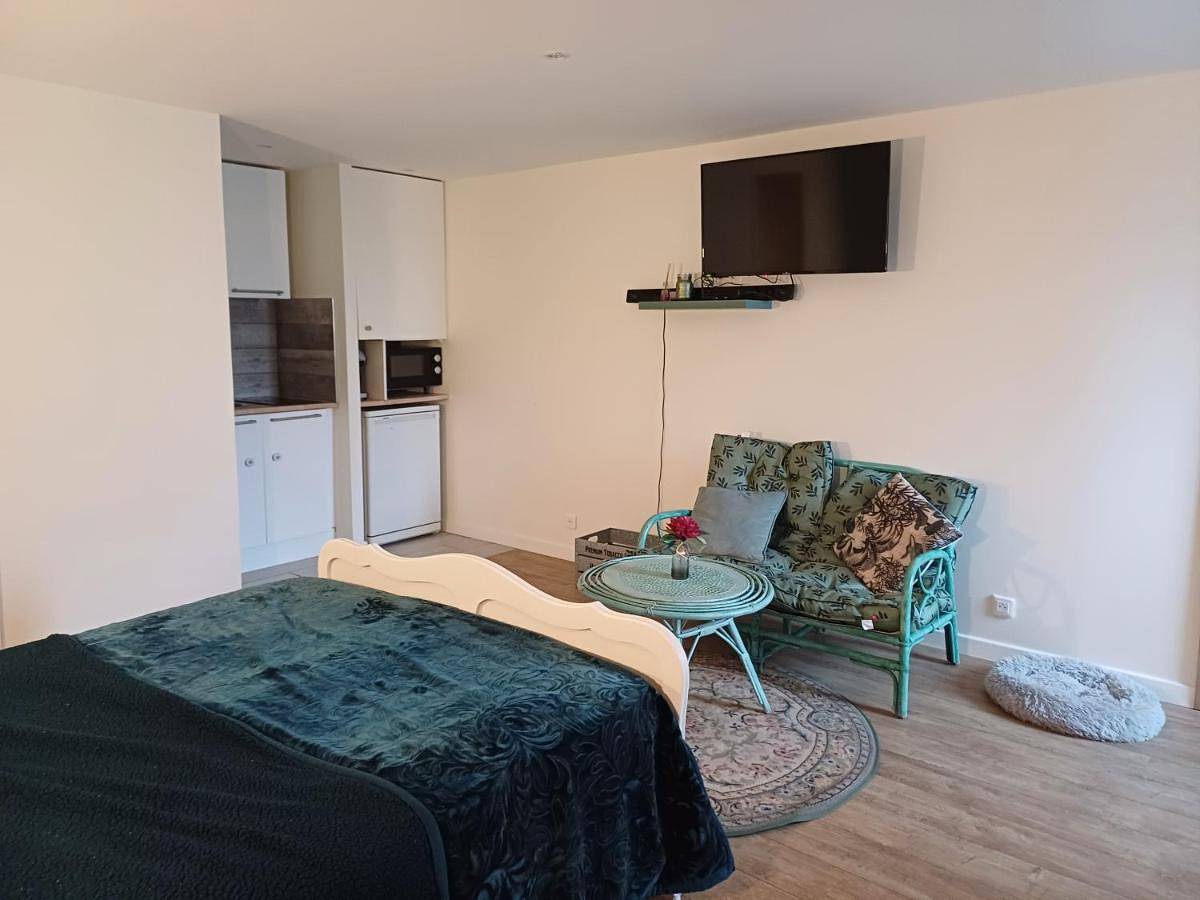 Un petit studio moderne et conviviale in Banville (patronyme), Région de Bayeux