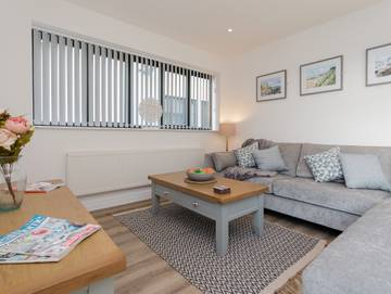 Holiday Home for 7 People in Ventnor, Isle of Wight, Photo 2