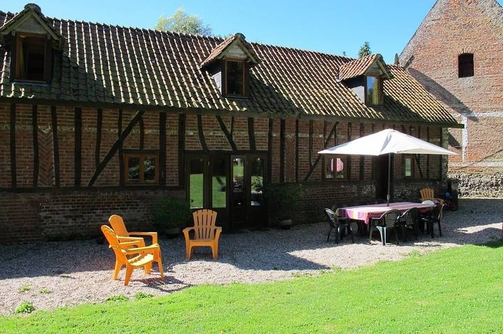 Location de vacances pour 8 personnes, avec jardin dans le Nord-Pas-de-Calais