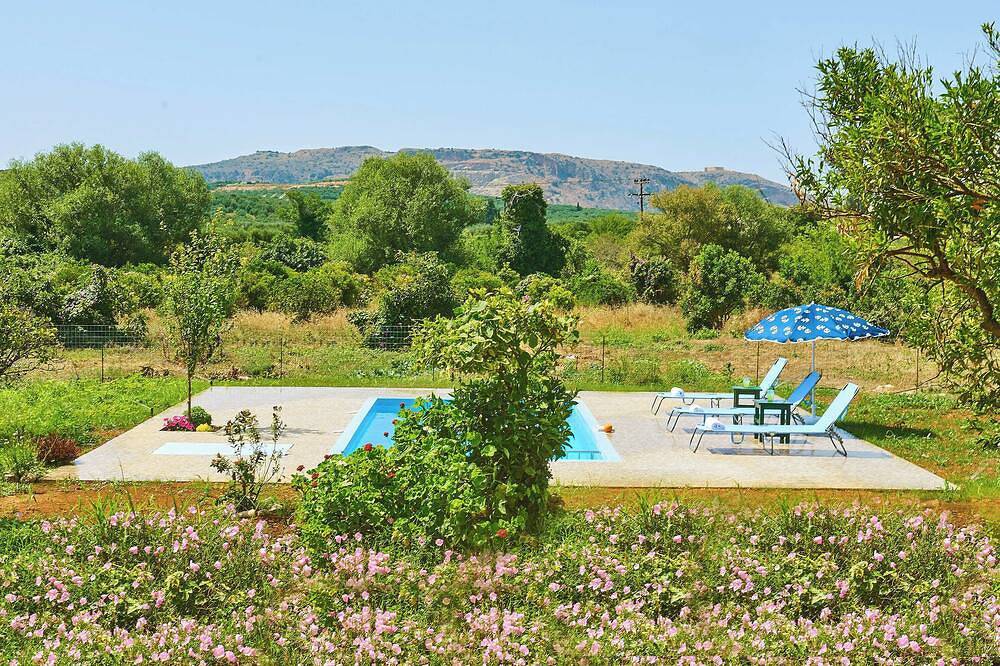 Platanos Stone House I With Shared Pool in Armeni, Chania und Umgebung
