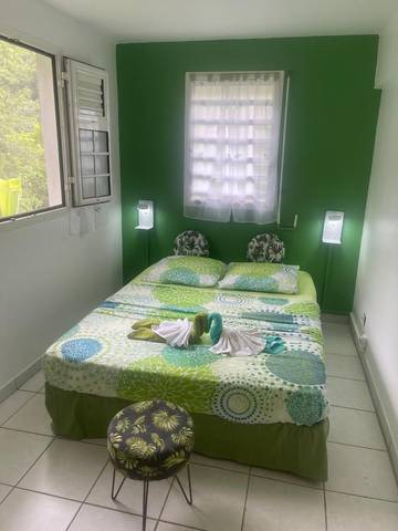 Gîte pour 2 personnes, avec jacuzzi et balcon à Le Robert