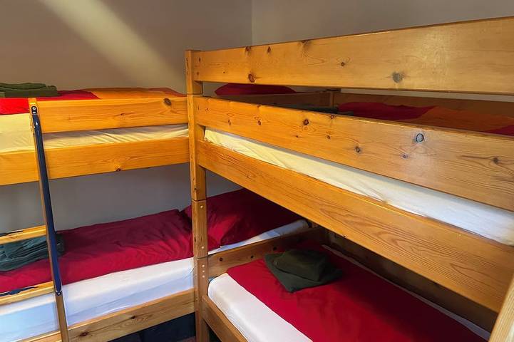 Ferienhaus für 10 Personen, mit Sauna und Balkon sowie Garten in Rieden (Eifel) - 4