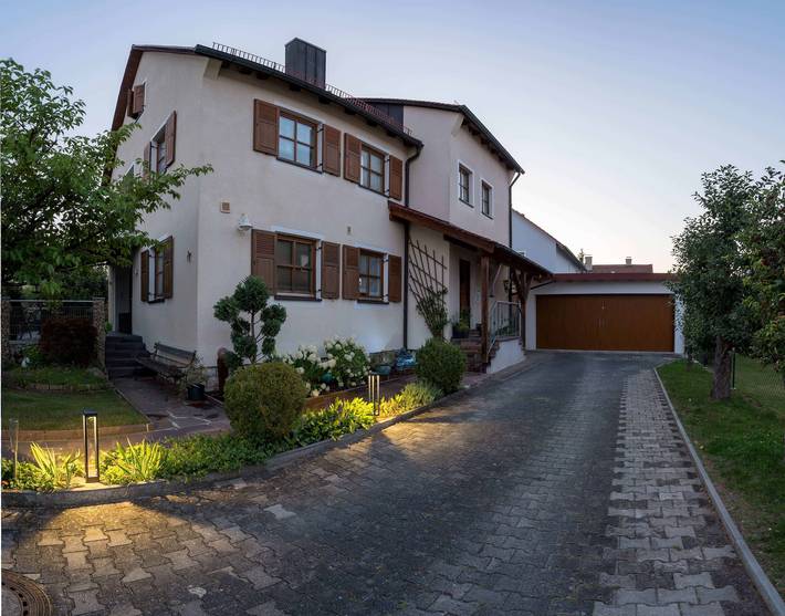Ganze Wohnung, Ferienwohnung "Müller" - Ferienwohnung mit Garten und massivem Holzpavillon in Beilngries, Altmühltal