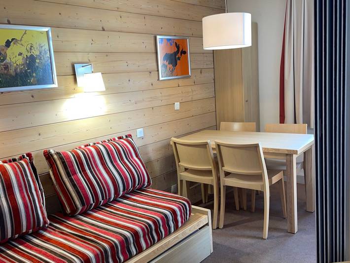 Gîte pour 4 personnes, avec Piscine dans Plagne 1800