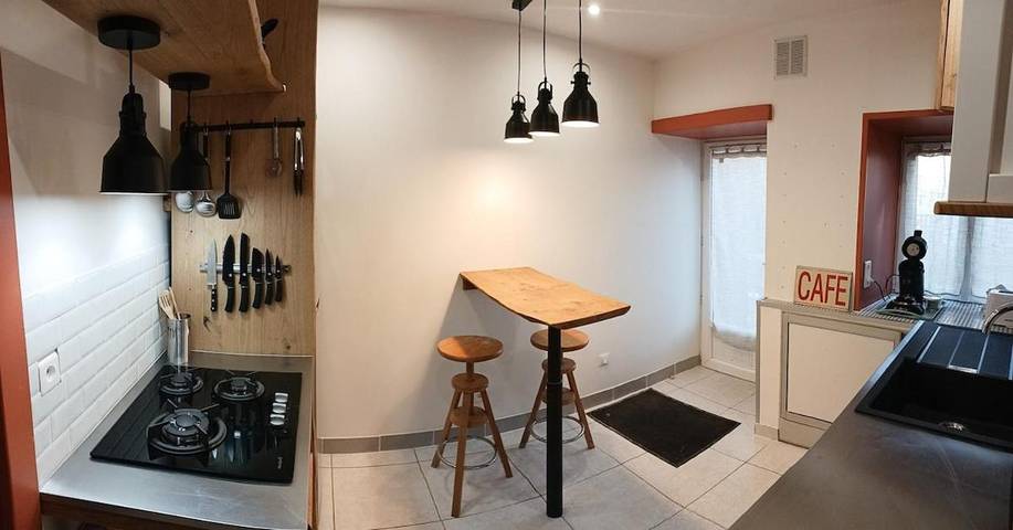 Gîte pour 2 personnes, avec terrasse à Piégut-Pluviers - 4