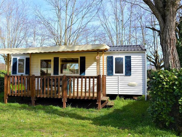 Flower Camping Les Mijeannes - Mobilhome 4 personnes - Mobil-home Confort 29m² 2 chambres + Tv 4 pers in Rieux-de-Pelleport, Ariège