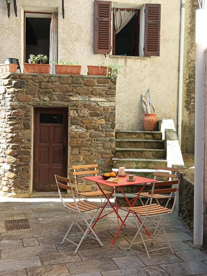 Location de vacances pour 6 personnes, avec vue à Valle-di-Campoloro