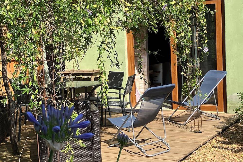 Maisonette nel cuore della macchia e a 300 metri dalla spiaggia in Abbartello, Olmeto