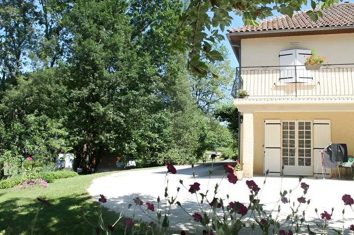 Appartement de vacances pour 4 personnes, avec piscine ainsi que terrasse et jardin, animaux acceptés - 1
