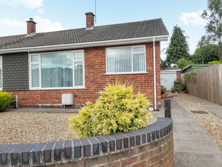 Log cabin for 4 people, with garden in Bridlington