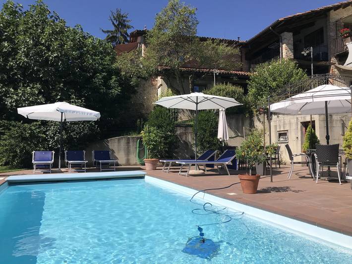 Villa für 2 Personen, mit Garten und Pool, mit Haustier in Italien