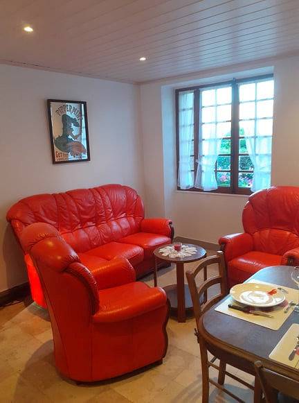 Gîte pour 4 personnes, avec terrasse ainsi que jardin et jacuzzi à Moux-en-Morvan - 4