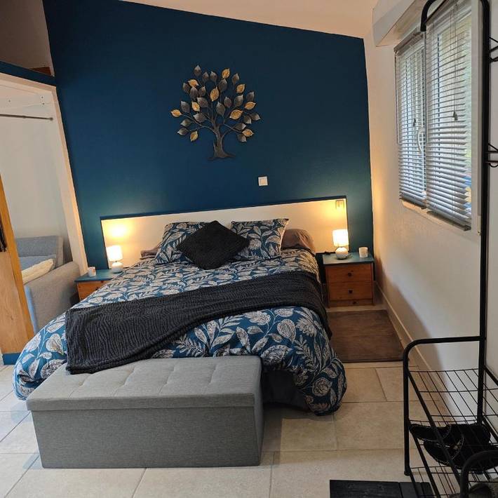 Gîte pour 2 personnes, avec jardin ainsi que vue et piscine à Saint-Privat - 4