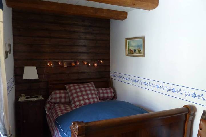 Location de vacances pour 12 personnes, avec terrasse, animaux acceptés à Dienne - 4