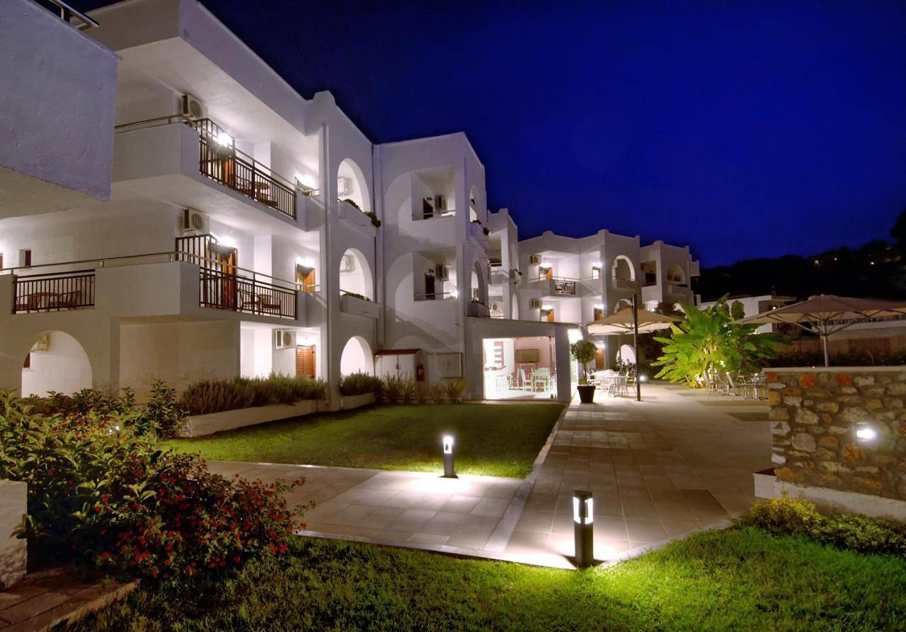Hotel Korali in Troulos, Sporades