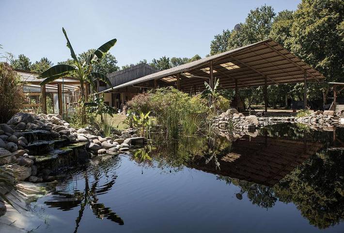 Gîte pour 2 personnes, avec Terrasse et Jardin ainsi que Piscine et Vue à Saint-Michel-Escalus