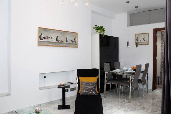 Apartamento entero, Apartamento luminoso en Macarena con Wi-Fi y aire acondicionado in Central Seville, Sevilla