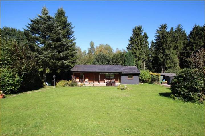 Ferienhaus für 6 Personen, mit Terrasse und Garten - 1