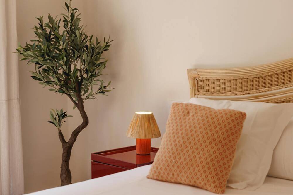 Appartamento intero, Bravissimo Ciutadans, comfortable and 4 bedrooms in Girona, Gironès