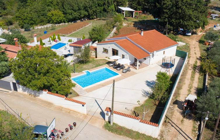 Ferienhaus für 6 Personen, mit Terrasse