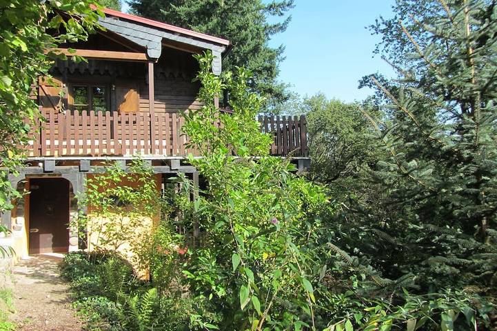 Ferienhaus für 4 Personen, mit Garten und Sauna sowie Balkon