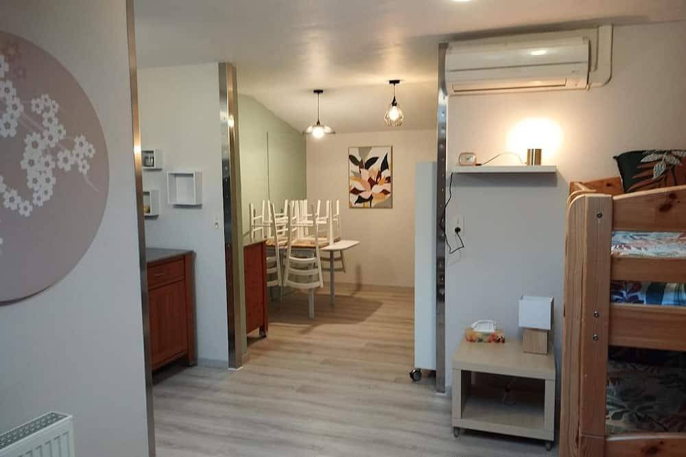Appartement entier, Appartement « Gîte du Meunier » avec jardin commun, Wi-Fi et climatisation in Thonnance-lès-Joinville, Haute-Marne