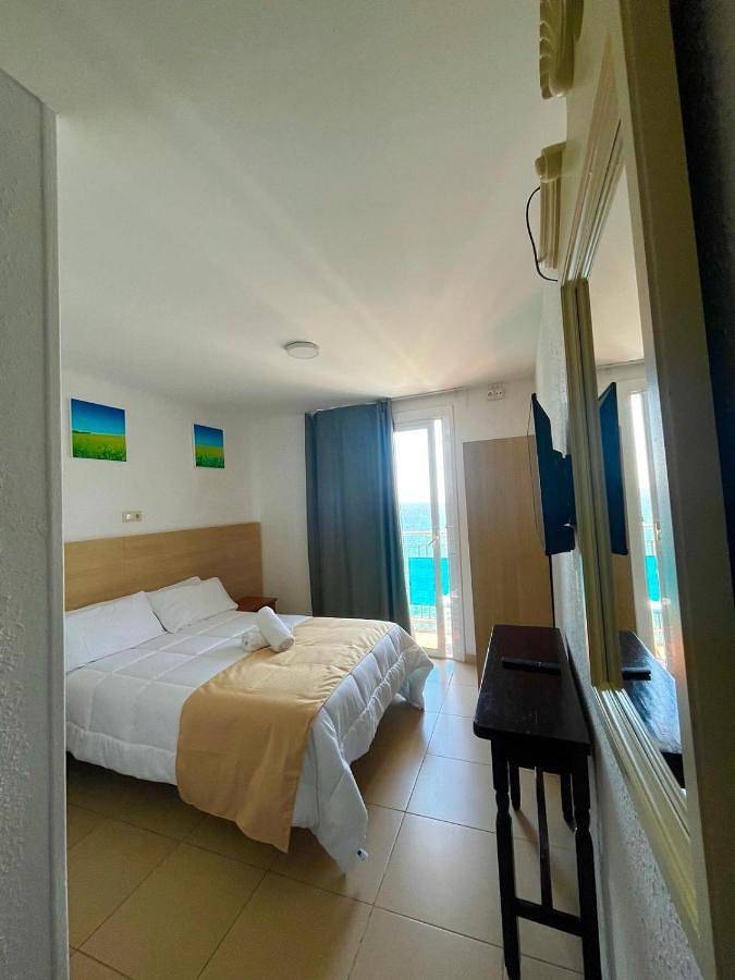 Double Room with Balcony in Central Lloret de Mar, Lloret de Mar