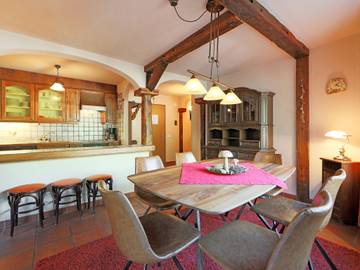 Ferienwohnung für 6 Personen, mit Terrasse und Sauna sowie Garten in Zermatt