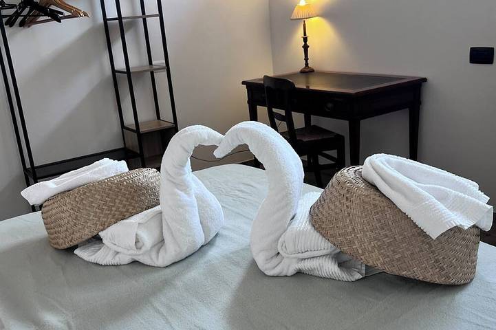 Location de vacances pour 2 personnes, avec piscine et jardin à Neive